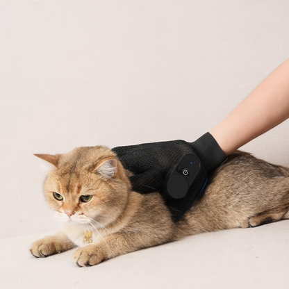 Milou & Lumi Pet Grooming Spray Glove for Hair Removal and Massage