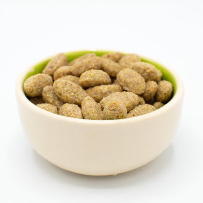 ZuPreem Natural Bird Food, Bird Feed Pellets for Parrots, Conures, Caiques, African Greys, Eclectus & Small Cockatoos, ZuPreem Nutrition, Made in USA, Parrot Food, Conure Feed, (M/L, 3 lb)
